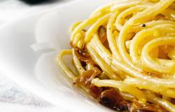 Close-up of spaghetti alla carbonara