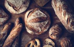 saltless bread in italy