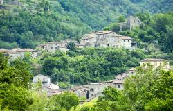 off the beaten track Tuscany