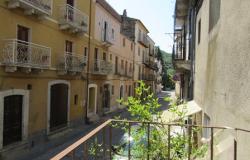 Stone structure, studio flat, amazing views in the town center 3