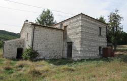 Detached, maiella stone structure, 4 bedrooms, 5000sqm of flat land and magnificent views. 12