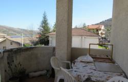 Detached villa, well-kept garden, 3 floors, 6 bedrooms, mountain views and 2 double garages and solar panels. 13