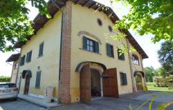 A Restored Country House with Park in the Area of Barolo/ mrg001