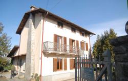 House with Terrace and Garden for Sale in Bossolasco - BSC071