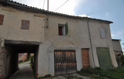 In a Hamlet, Country House with Land and a Portico Convertible into Habitation - CLV022