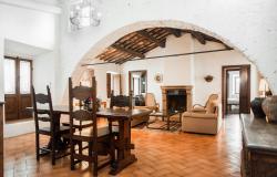 Apartment restored in the medieval borgo of Bracciano