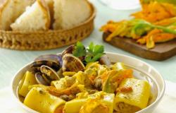 Paccheri with Zucchini, Zucchini Flowers and Clams