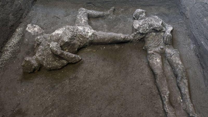 Casts of two victims from Vesuvius eruption found at Pompeii 