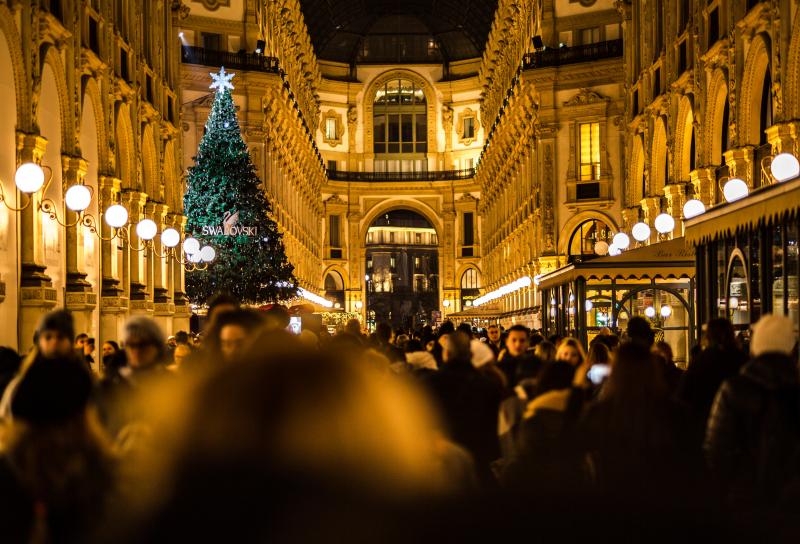 shoppers at the Galleria Vittorio Emanuele II, Milan