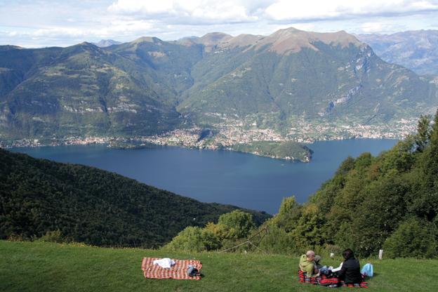 wonderful views en route to Monte San Primo (Lago di Como)