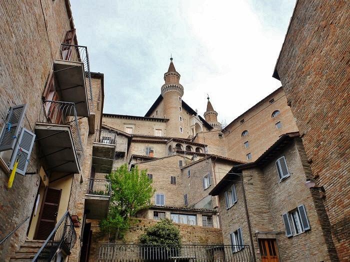 urbino le marche 