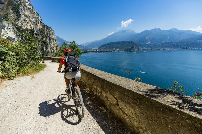 biking in Lombardy