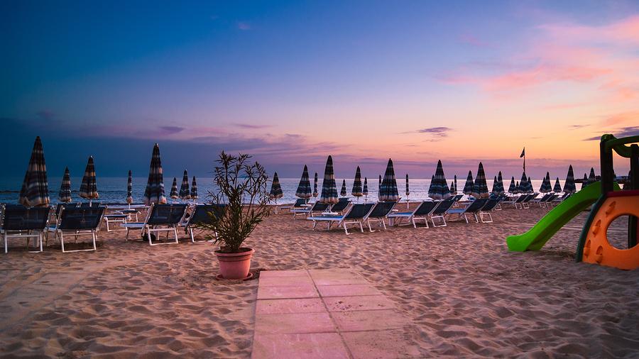 Sunset at Castiglione della Pescaia beach 