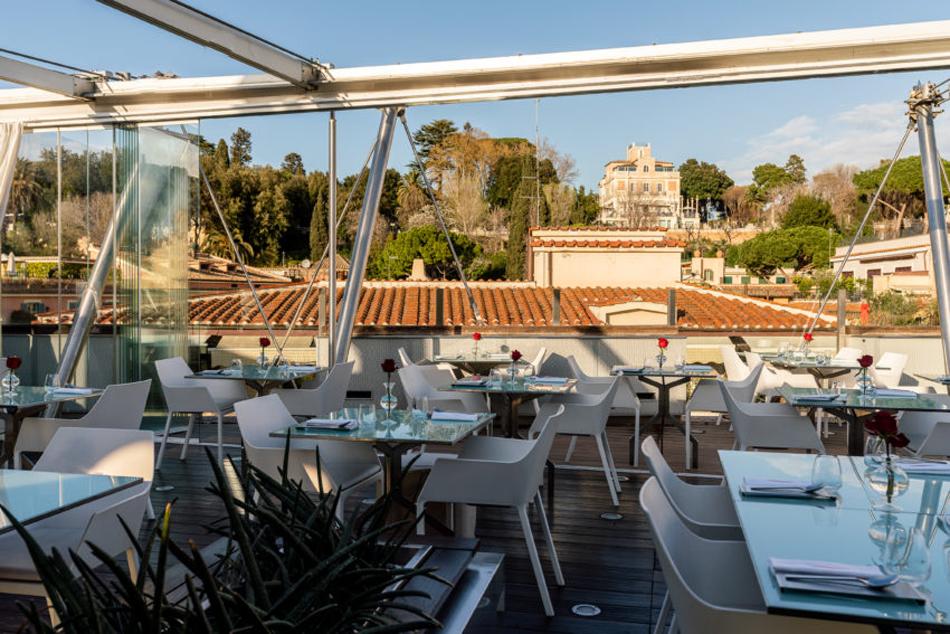 rooftop bars restaurants in Rome