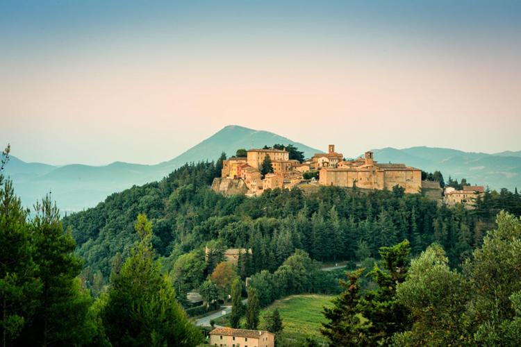 hill towns Umbria